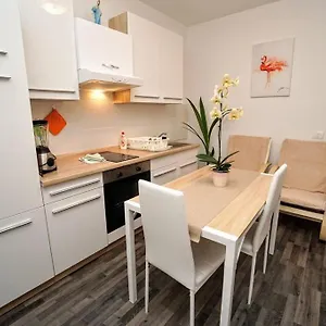 Dea Apartmán Crveni Vrh