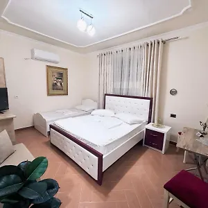 Aron's House Apartmán Krujë